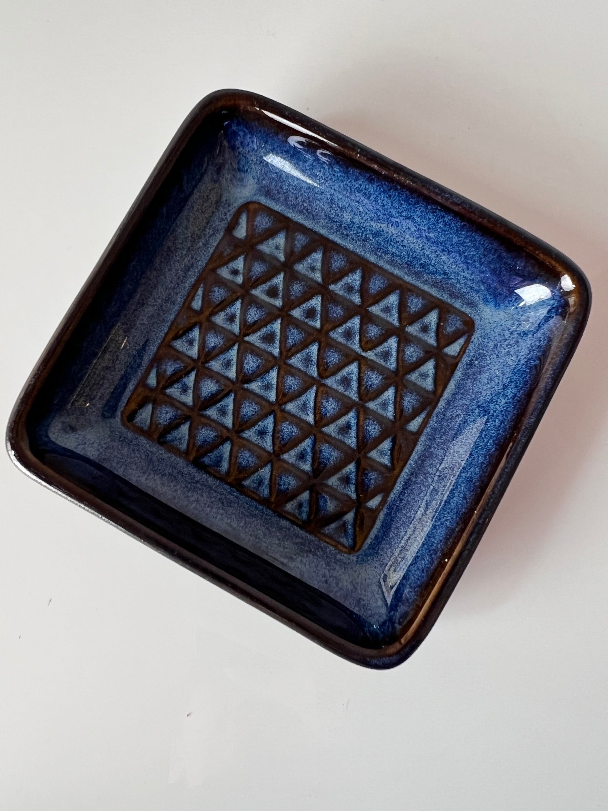 Schale 3337 blau von Einar Johansen für Søholm Keramik