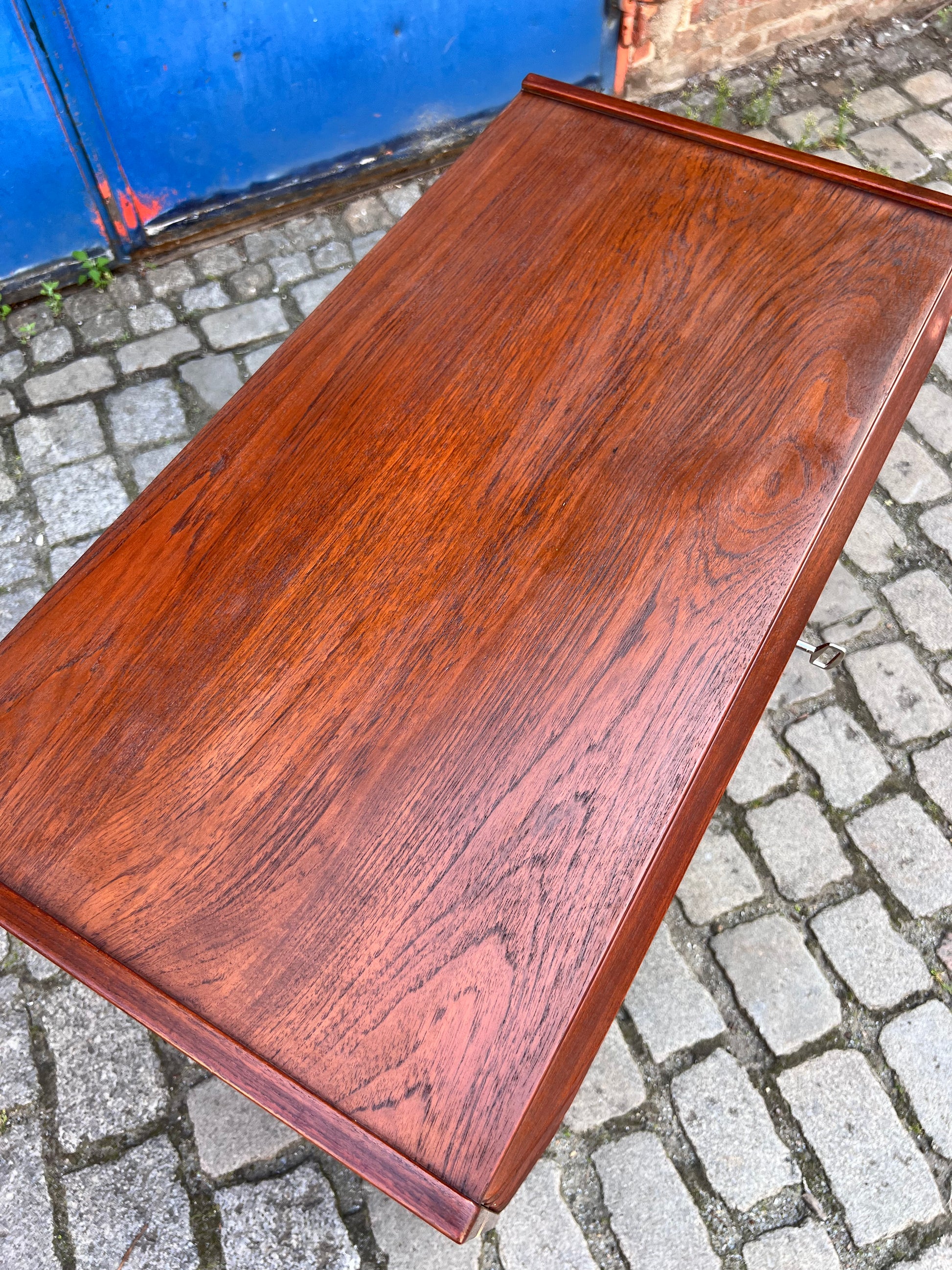 Kommode Teak mit Schloss aus Dänemark