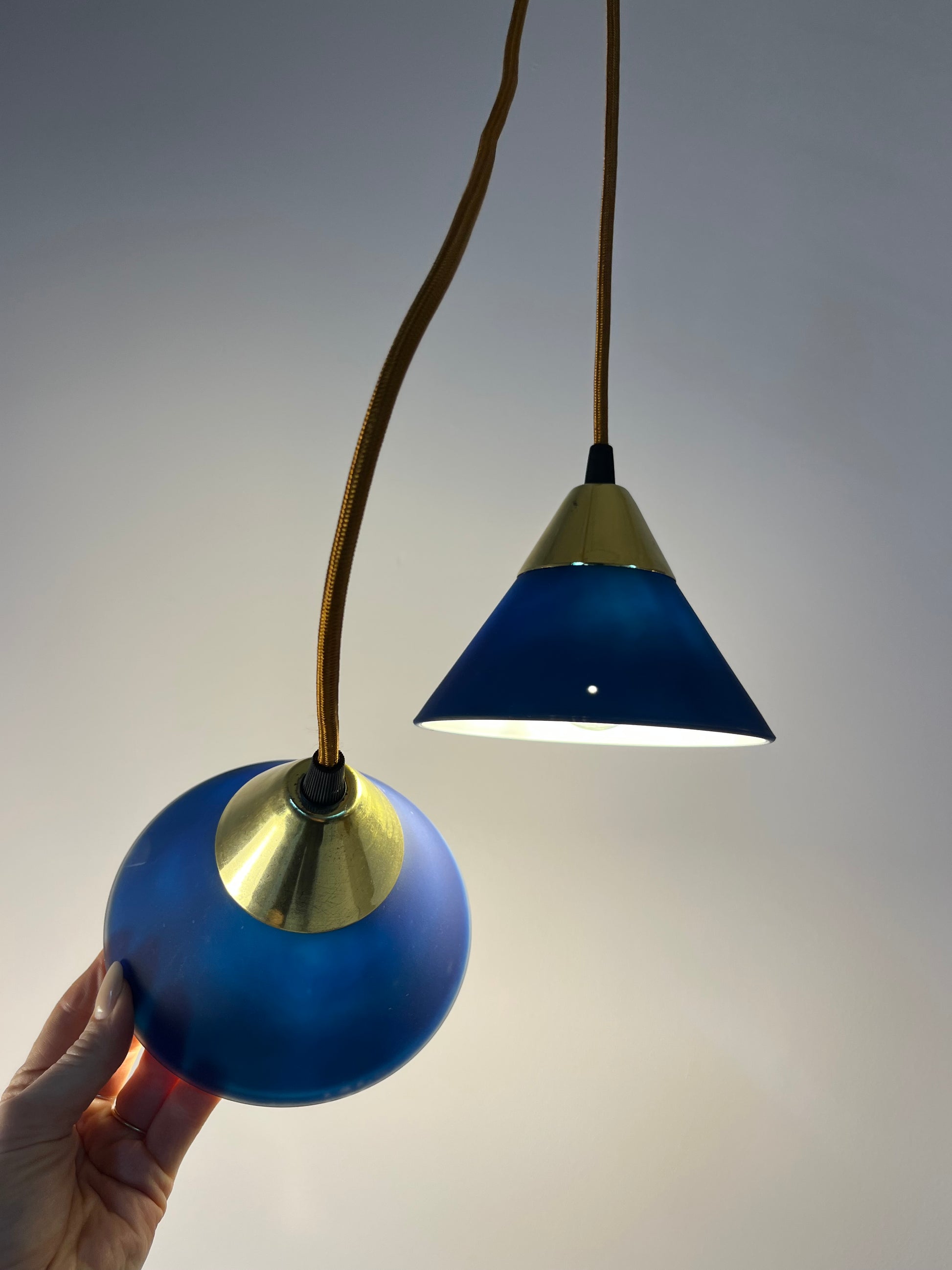 Set: 2x Hängelampe blau Glas Messing