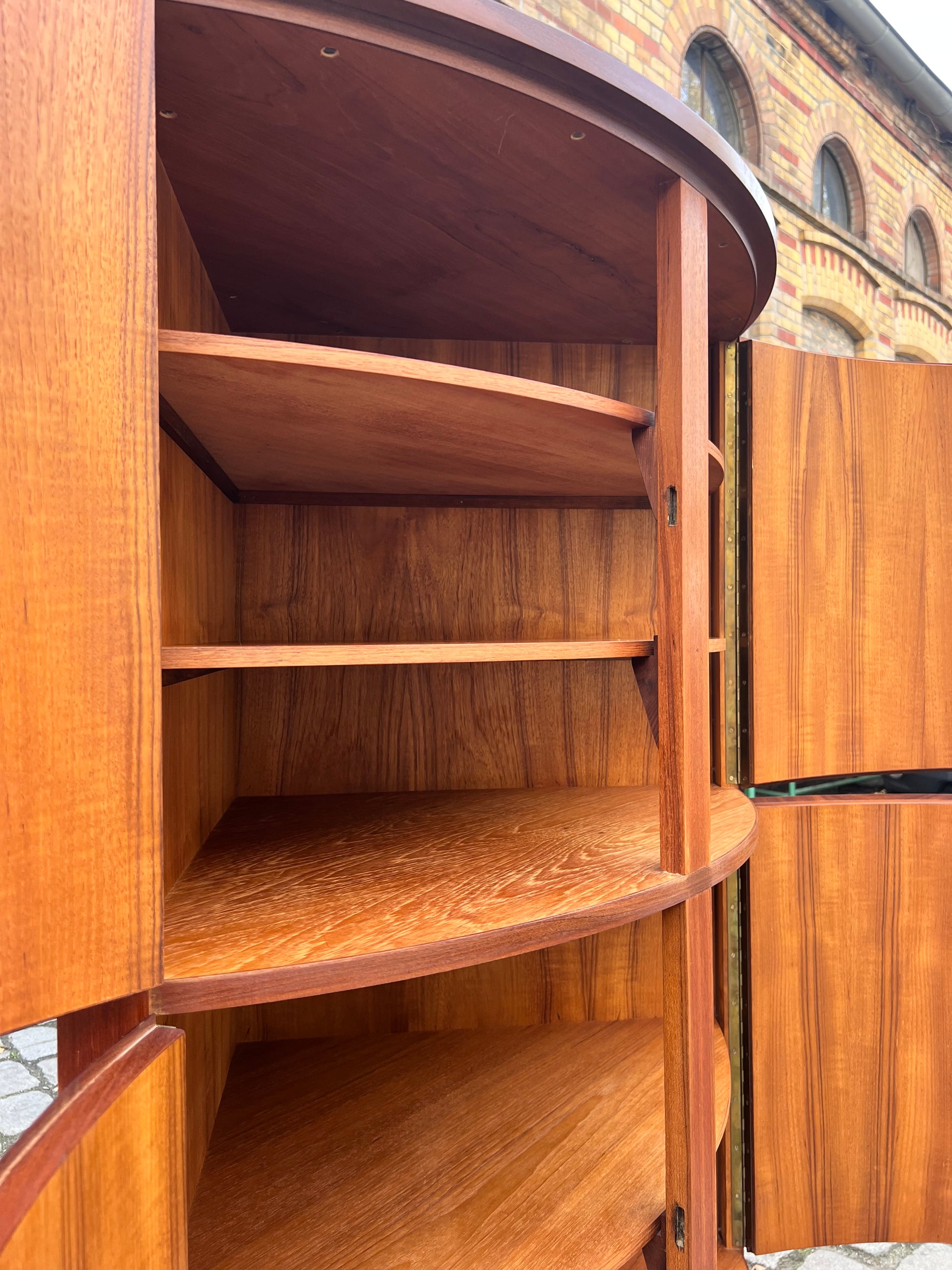 Eckschrank Teak mit Schloss aus Dänemark