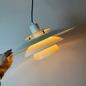 Lamellenlampe weiß aus Dänemark