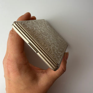 Zigarettenetui silber mit floraler Gravur