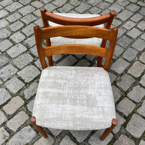 Polsterstuhl hellgrau Teak von J.L. Møller