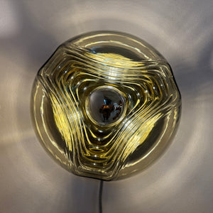 Kleine Wandlampe Futura Rauchglas Messing von Koch & Lowy für Peill & Putzler