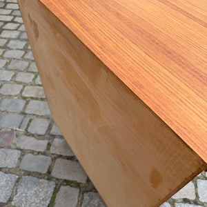 Kommode Teak mit Schloss aus Dänemark