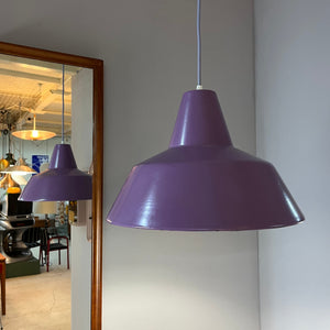 Industrielampe lila Metall
