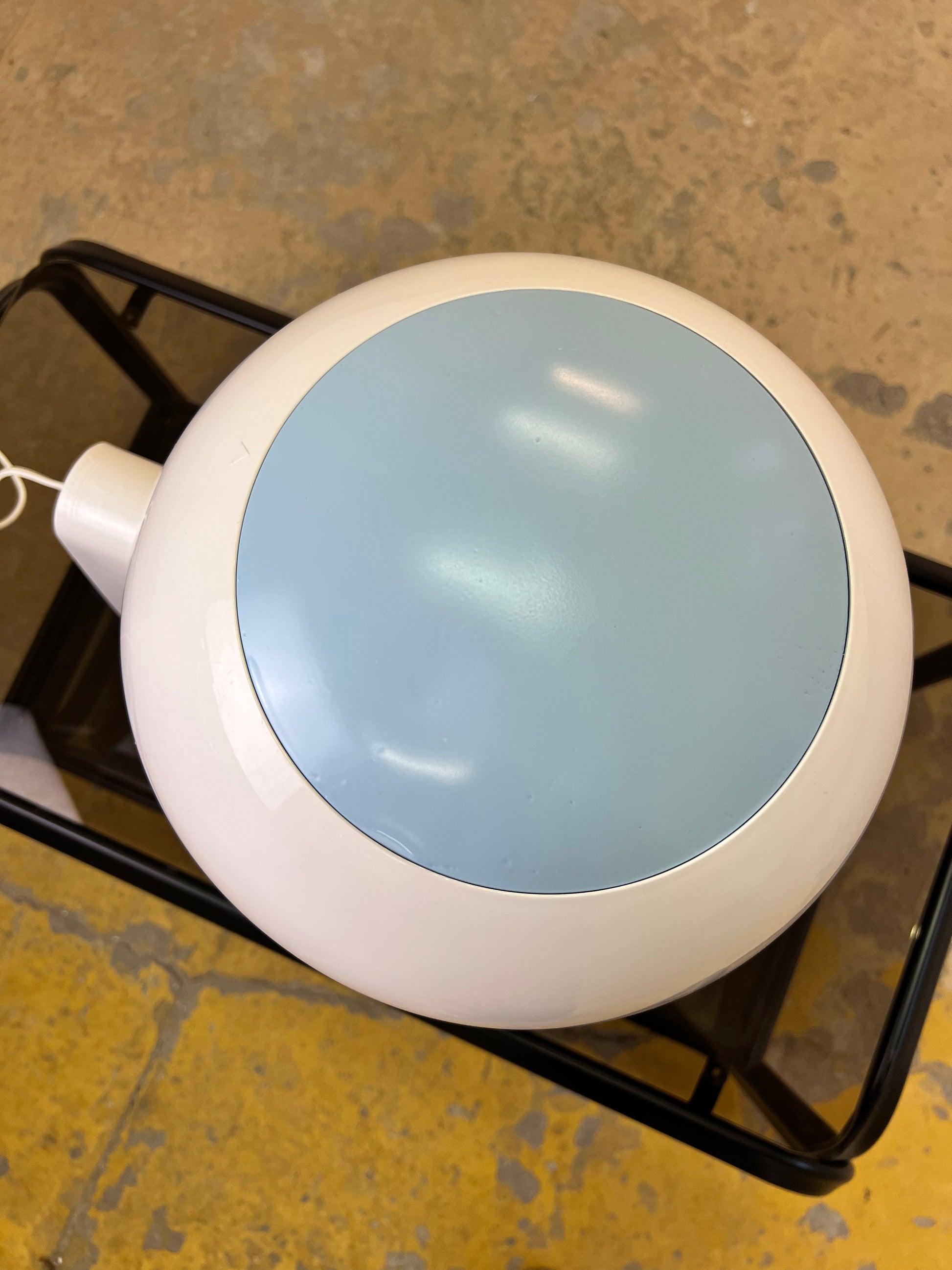 „Doglamp“ Propaganda D-dOG Lampe