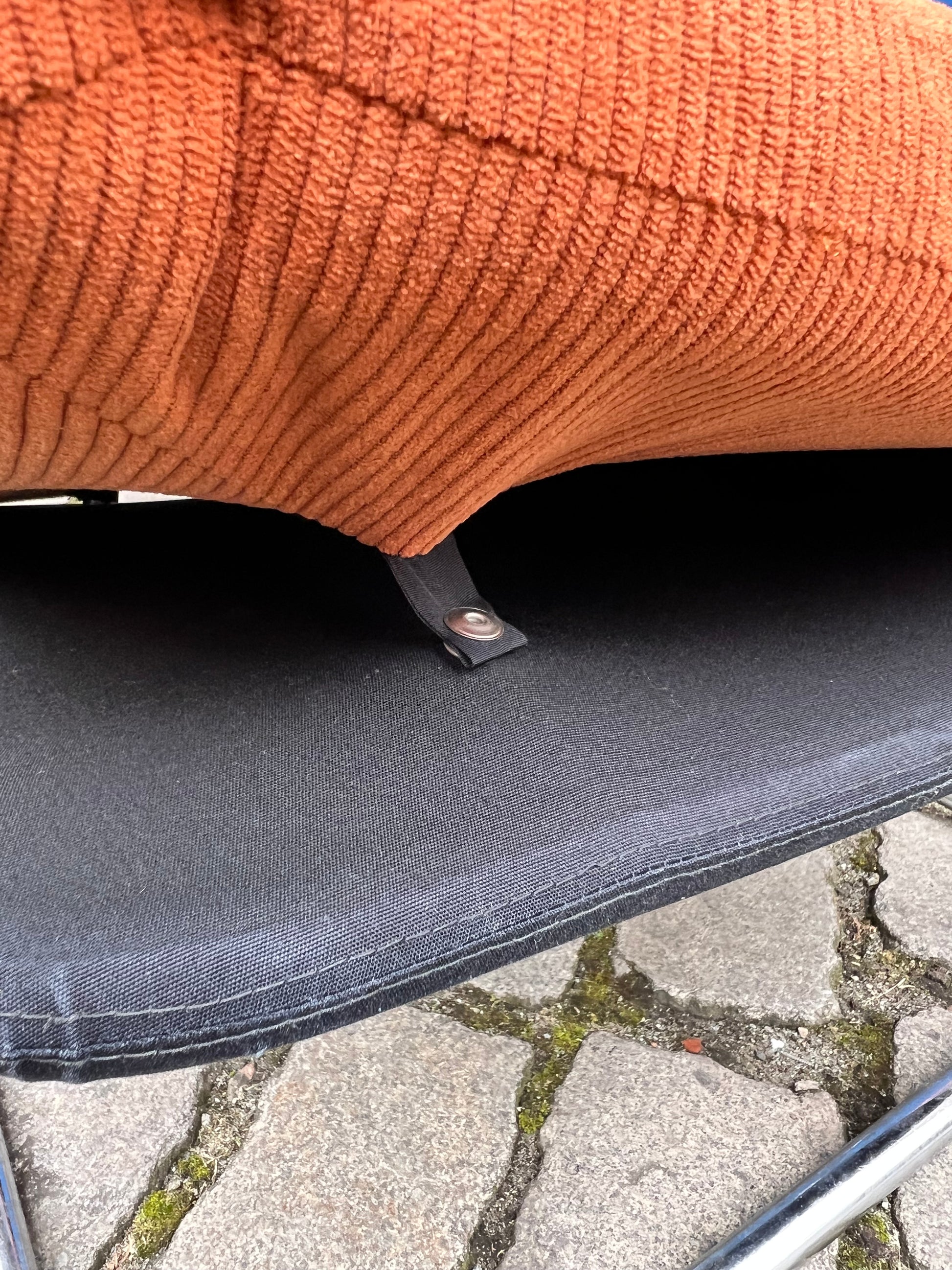 Sessel orange Cord Chrom mit Ottomane von pol international