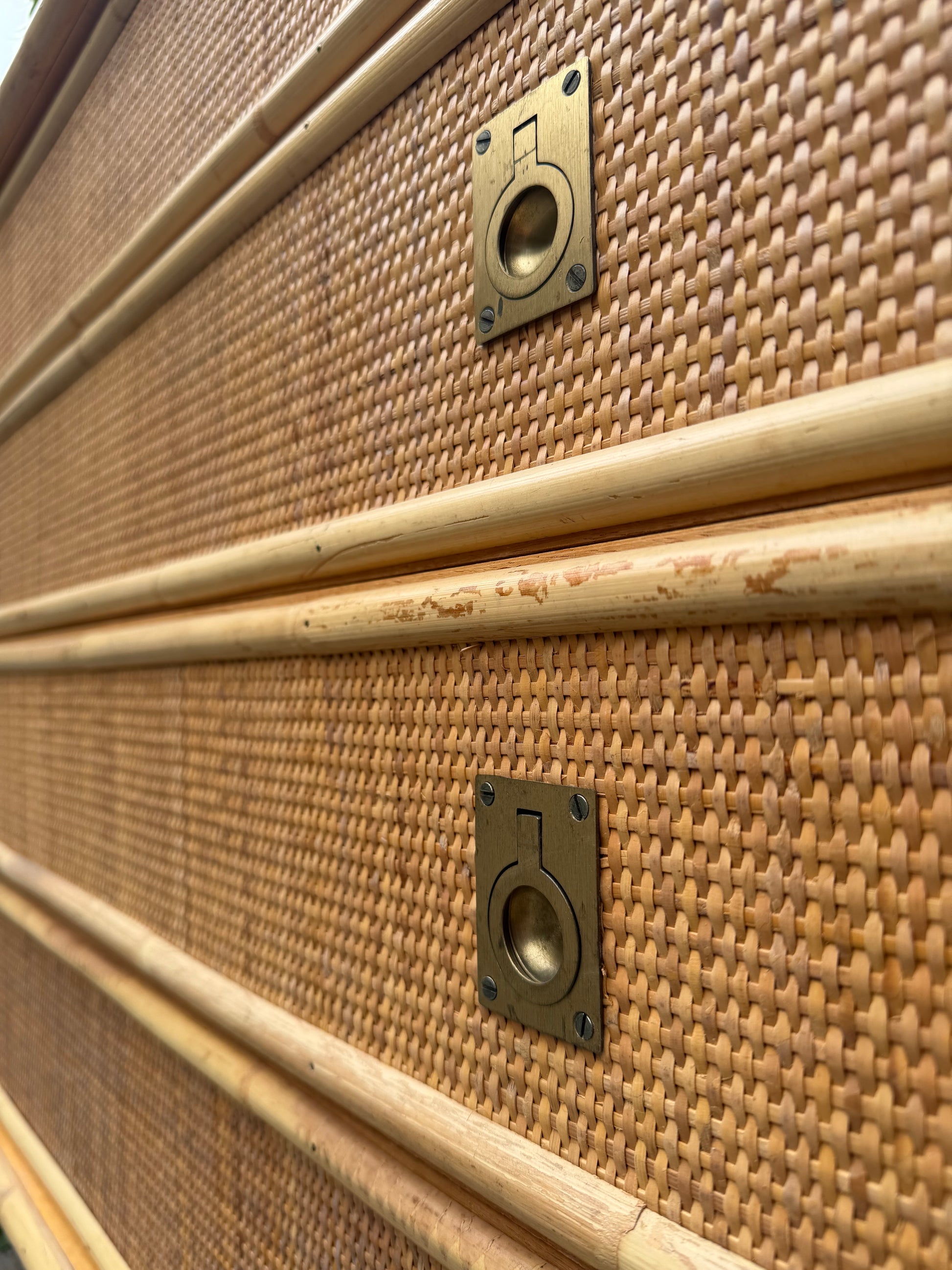 Kommode Rattan Bambus mit Messinggriffen von Dal Vera