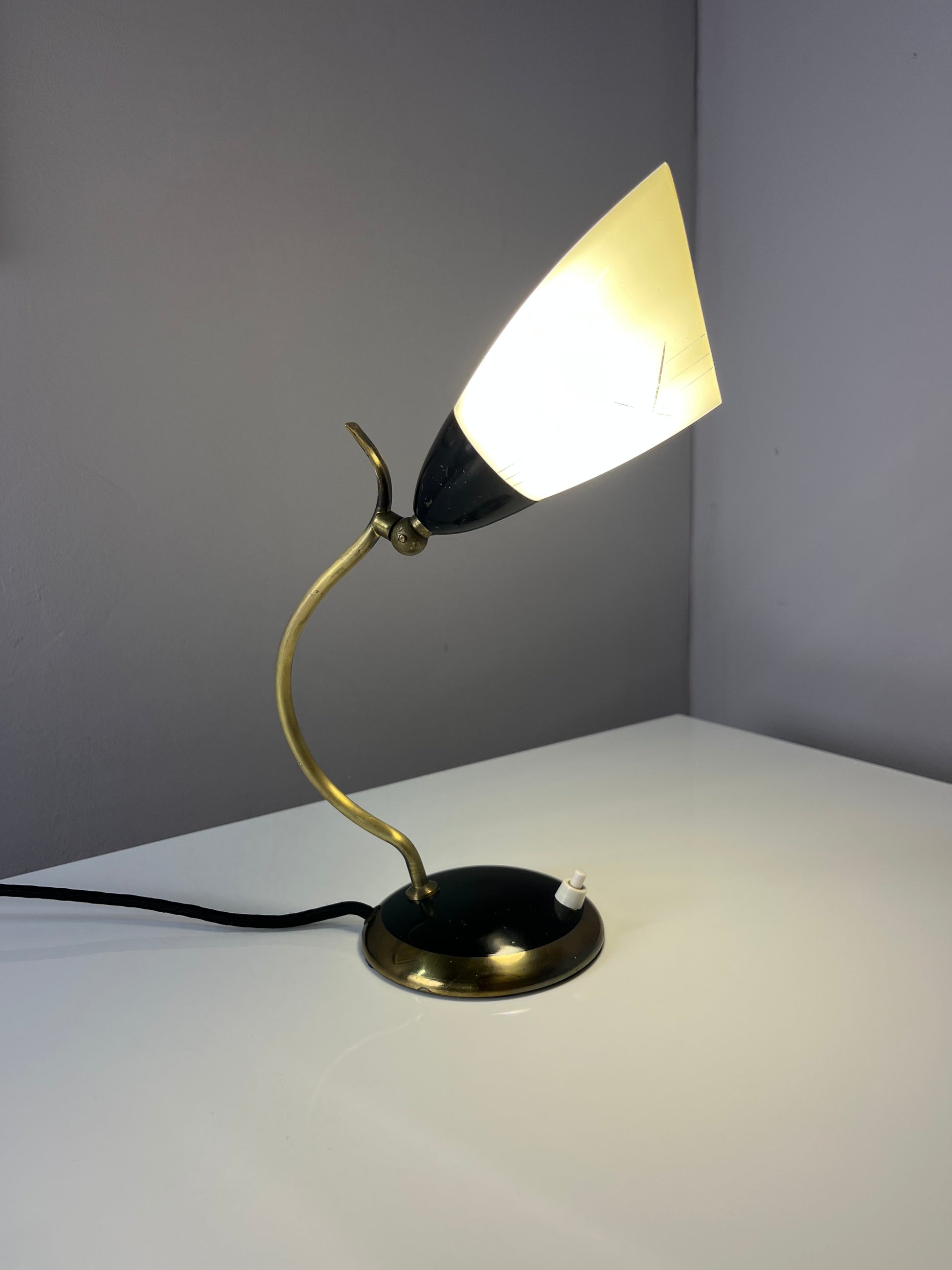 Tischlampe Messing Glas