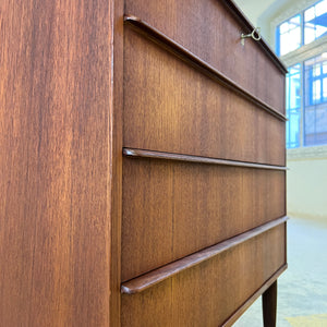 Kommode Teak mit Schloss aus Dänemark
