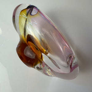Aschenbecher rosa gelb Glas von Josef Rozinek für die Glashütte Nový Bor