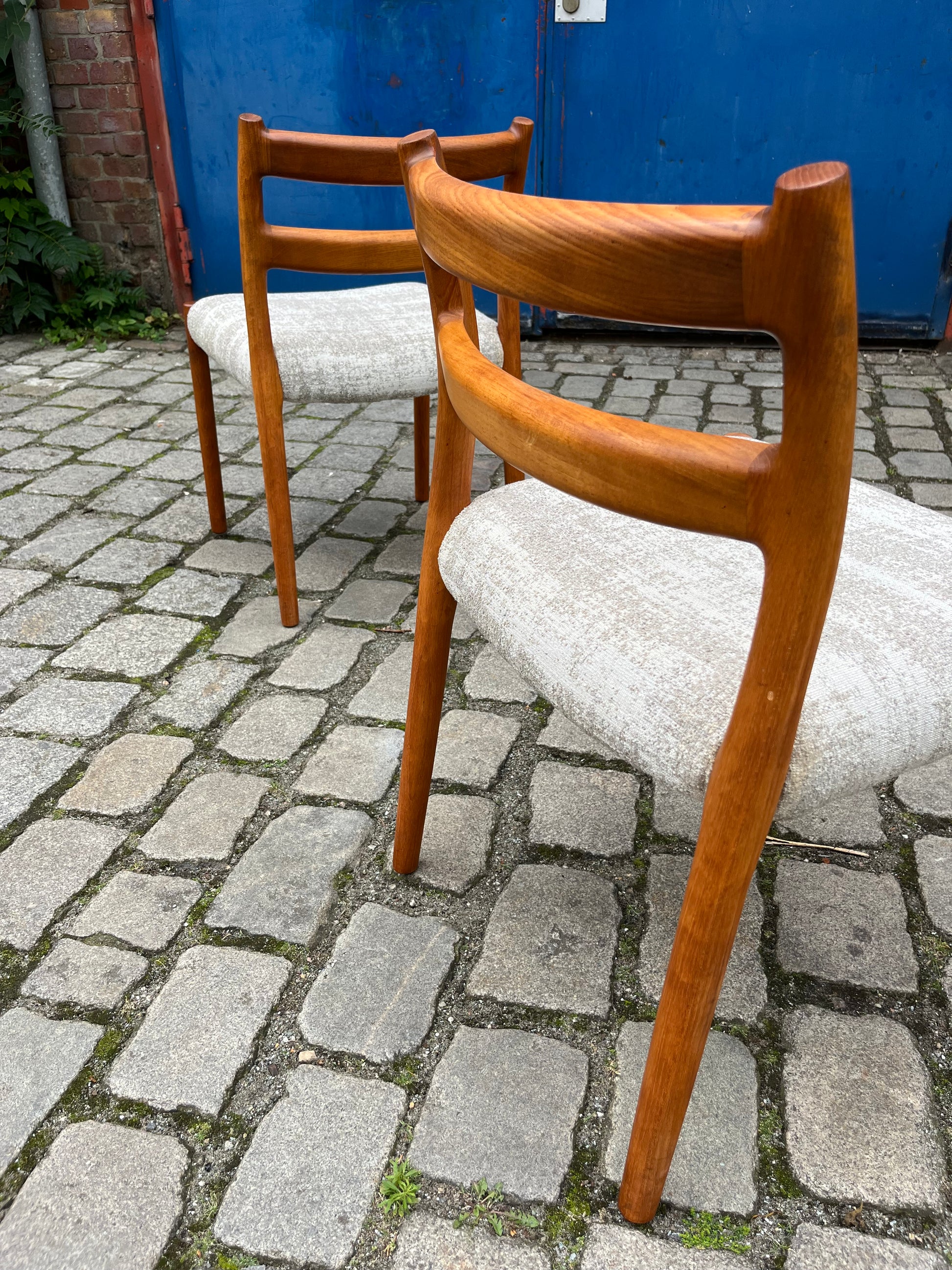 Polsterstuhl hellgrau Teak von J.L. Møller
