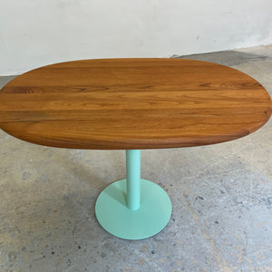 Ovaler Esstisch Teak mit neuem Tischgestell Glostrup