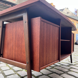 Freistehender Schreibtisch Teak von VKW Möbel