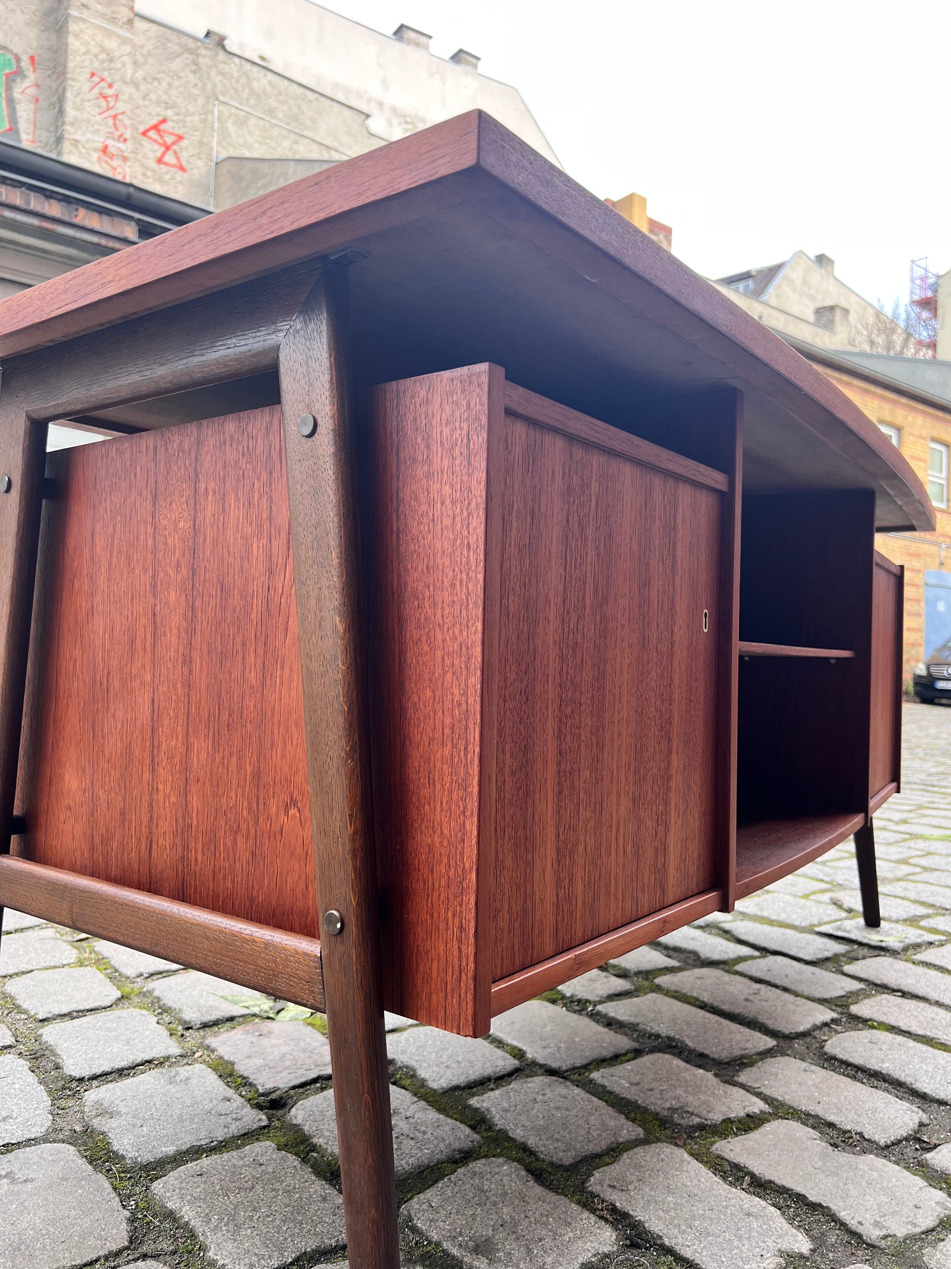 Freistehender Schreibtisch Teak von VKW Möbel