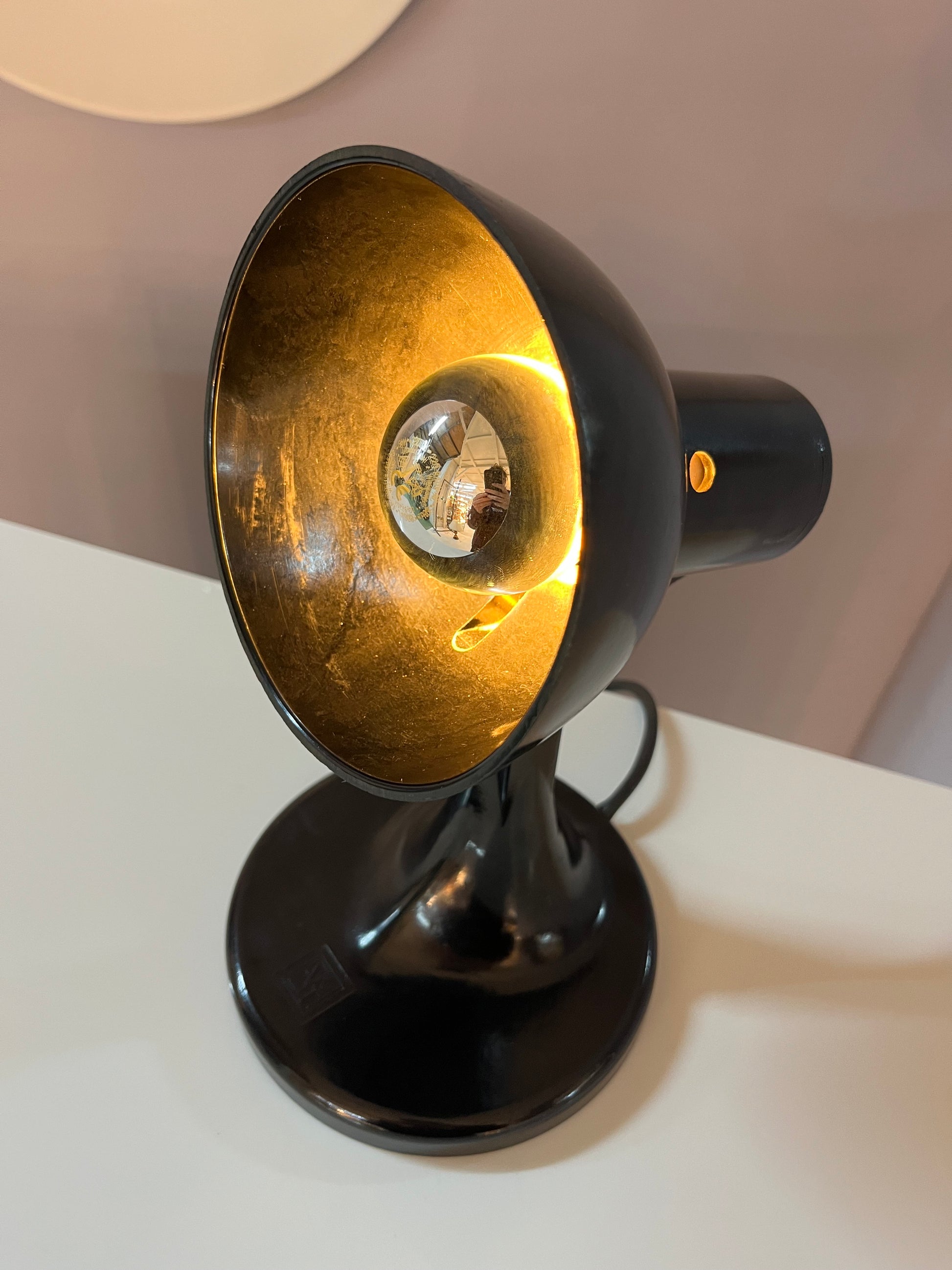 Tischlampe schwarz Bakelit von PGH
