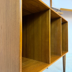 Kleines Regal Teak für Schalltplatten aus Dänemark