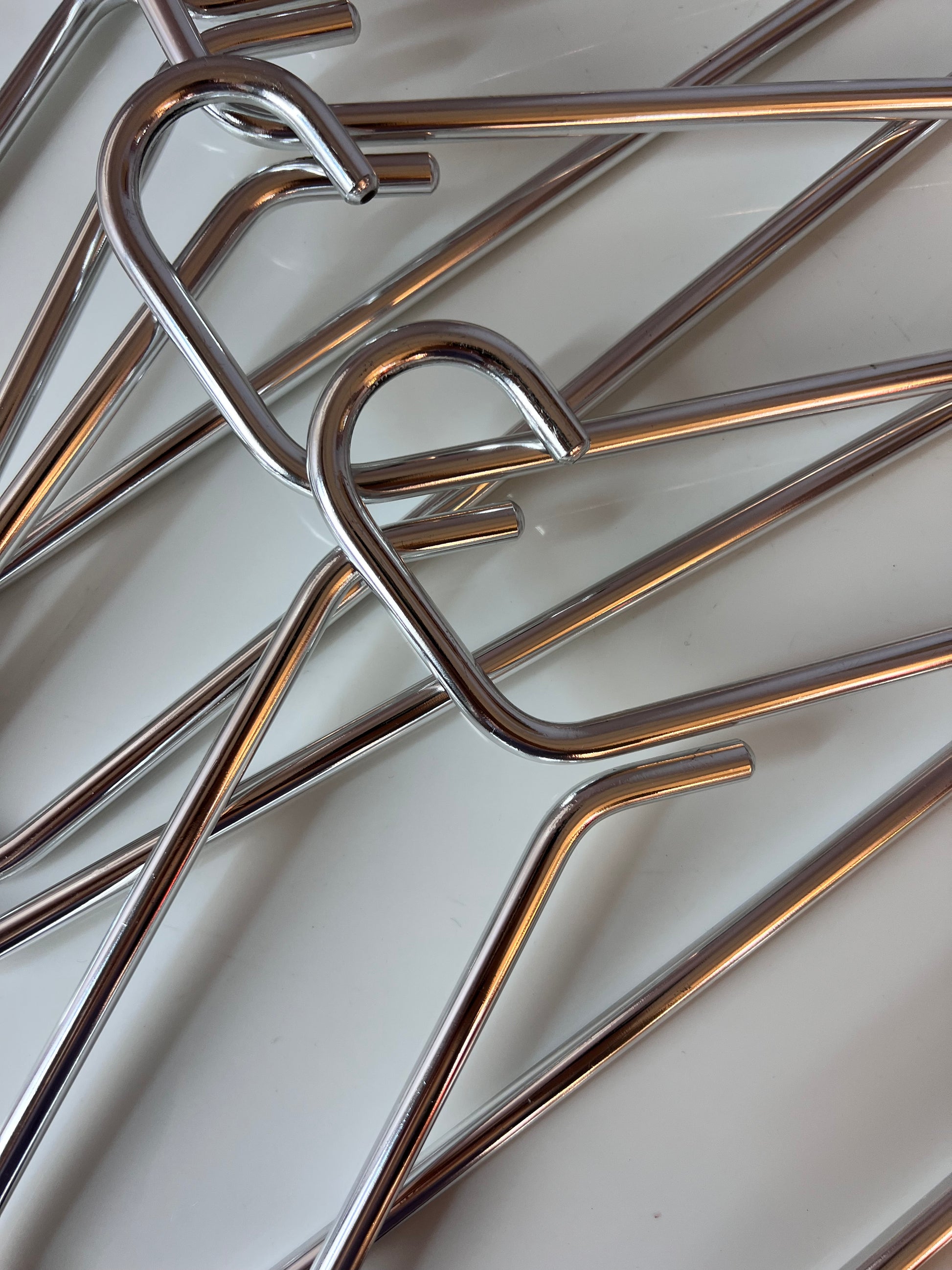 Set: 5x Kleiderbügel Metall 80er