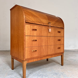 Sekretär Teak halbrund mit Schloss aus Dänemark