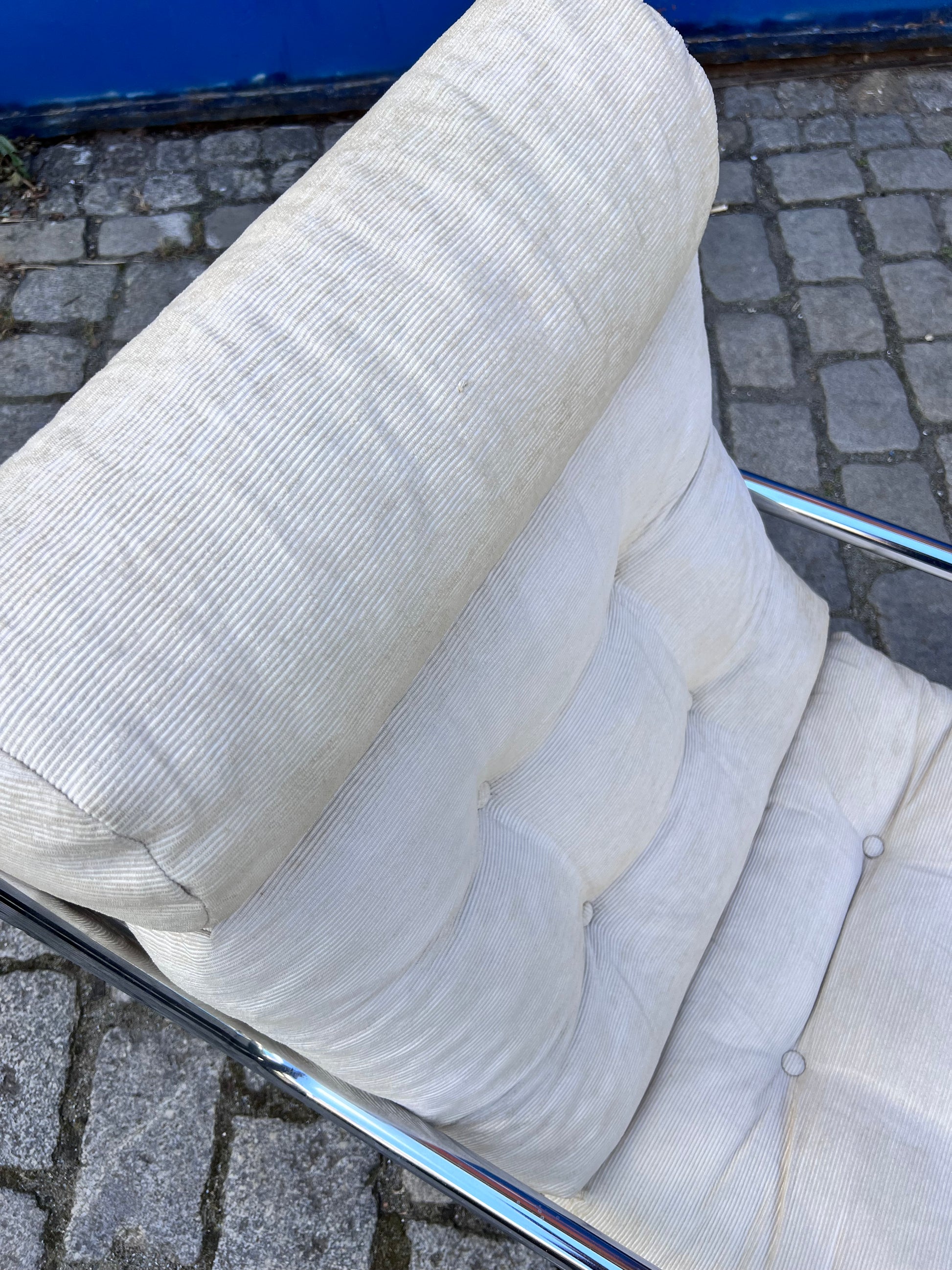 Sessel beige Kord Chromgestell