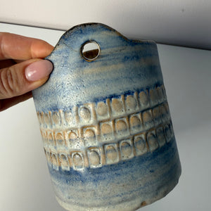 Vorratsdose blau Keramik mit eingeprägtem Muster aus Dänemark