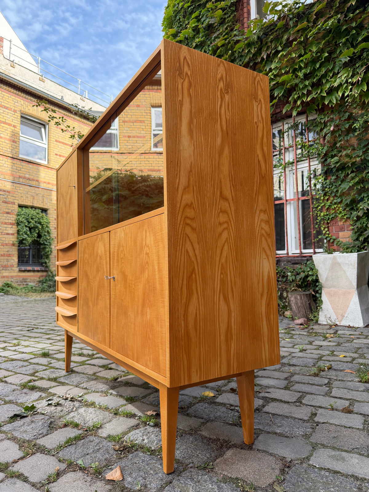 Highboard Typ 602/G Esche von Franz Ehrlich für Hellerau