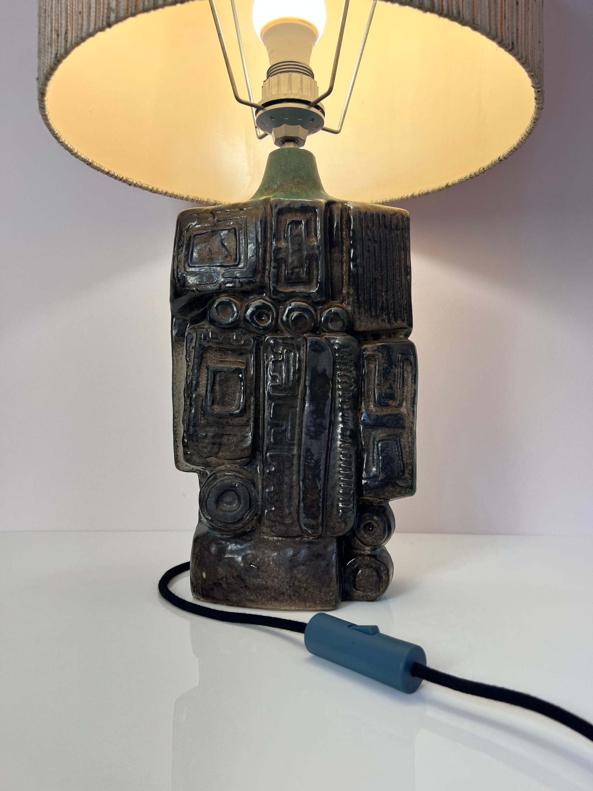 Tischlampe türkis beige Keramik von Bernard Rooke