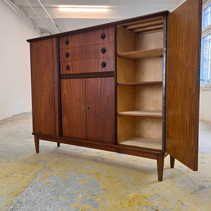 Highboard / Flurschrank Teak aus Dänemark
