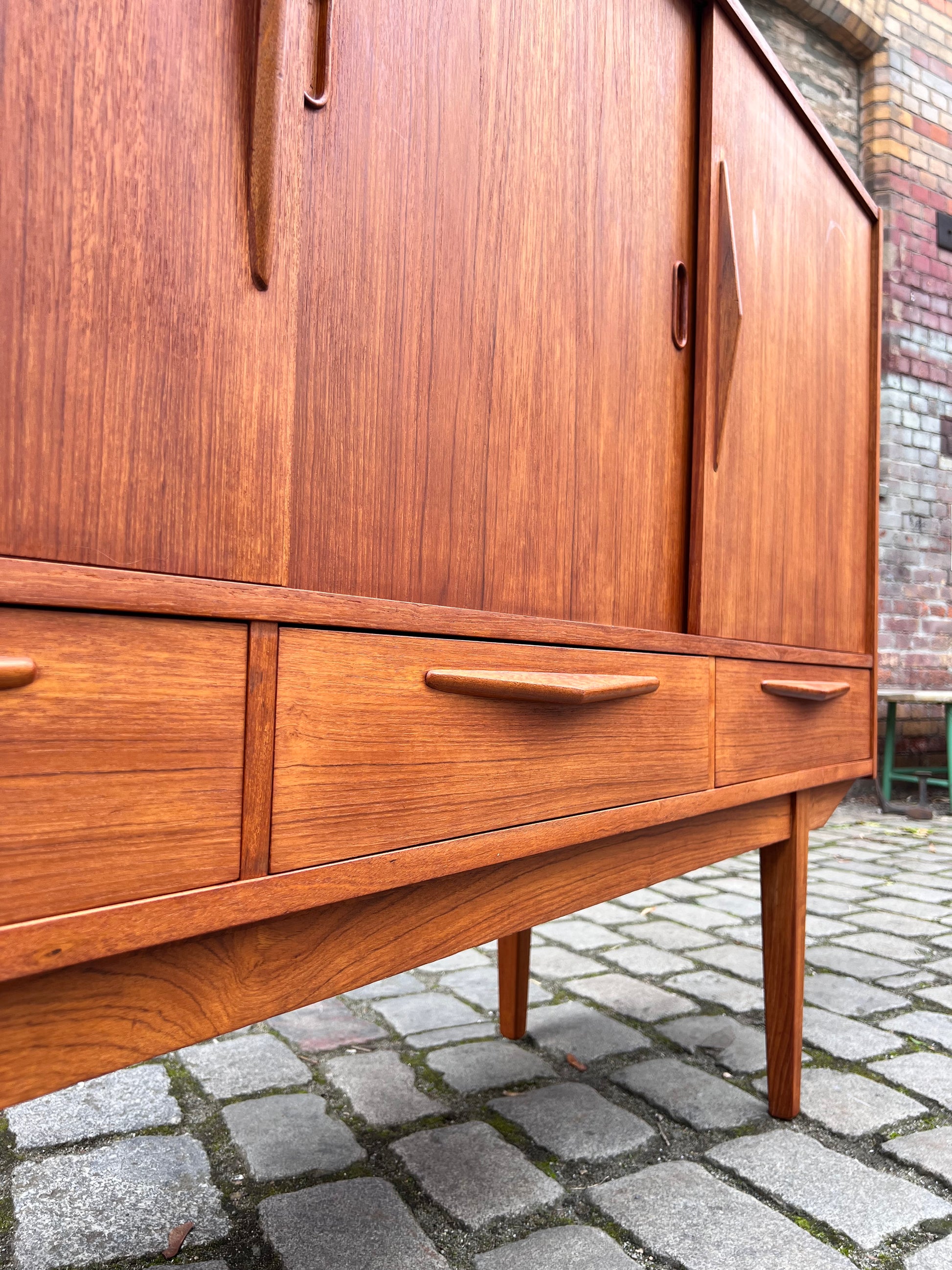 Highboard Teak aus Dänemark