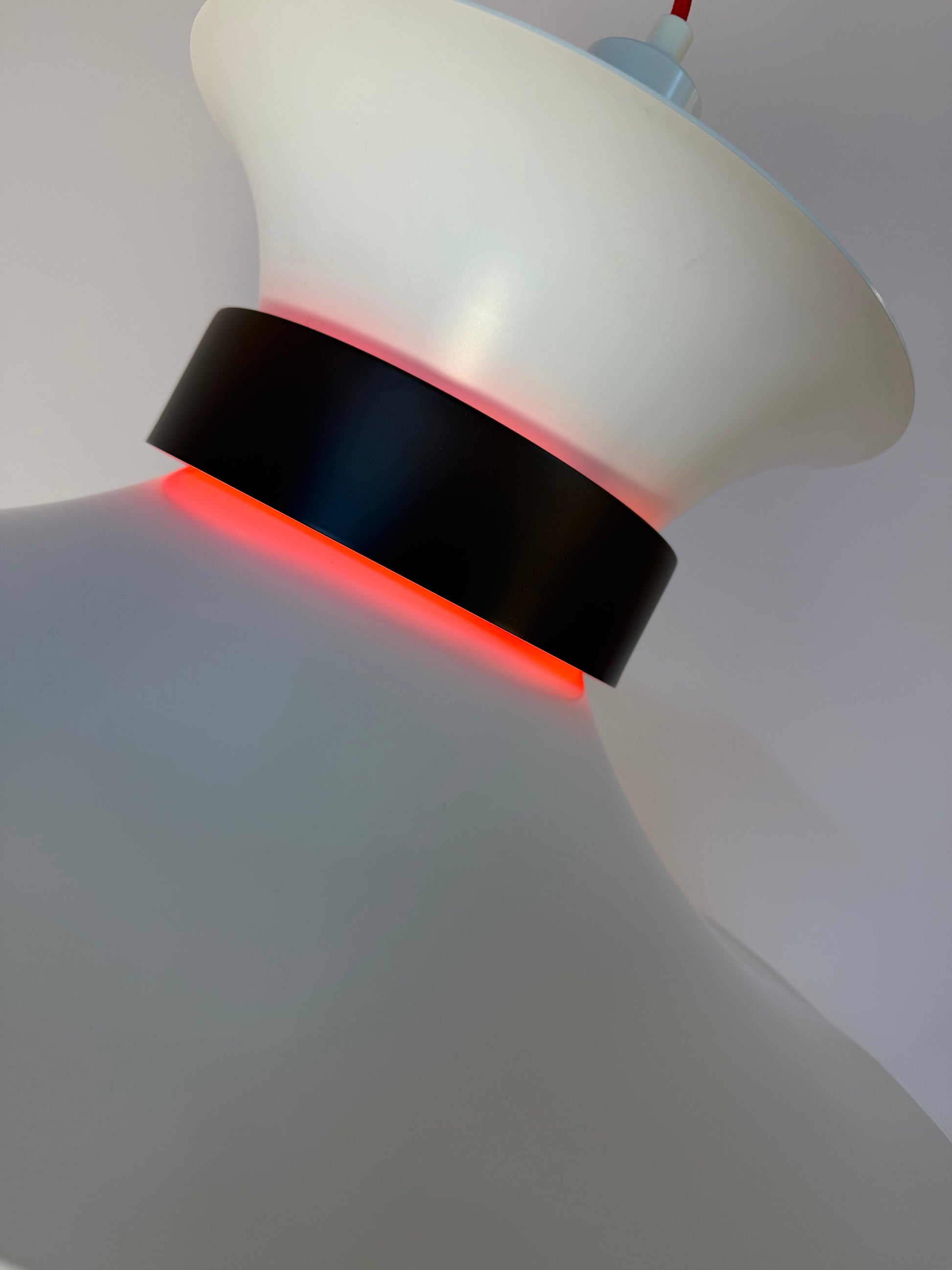 Lamellenlampe weiß schwarz von Bent Nordsted für Lyskaer Belysning