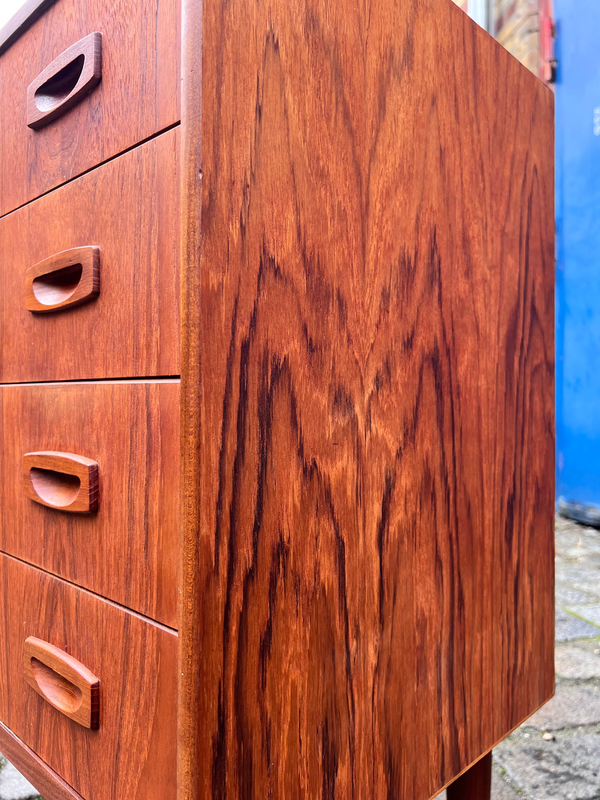 Kommode Teak mit Schloss aus Dänemark