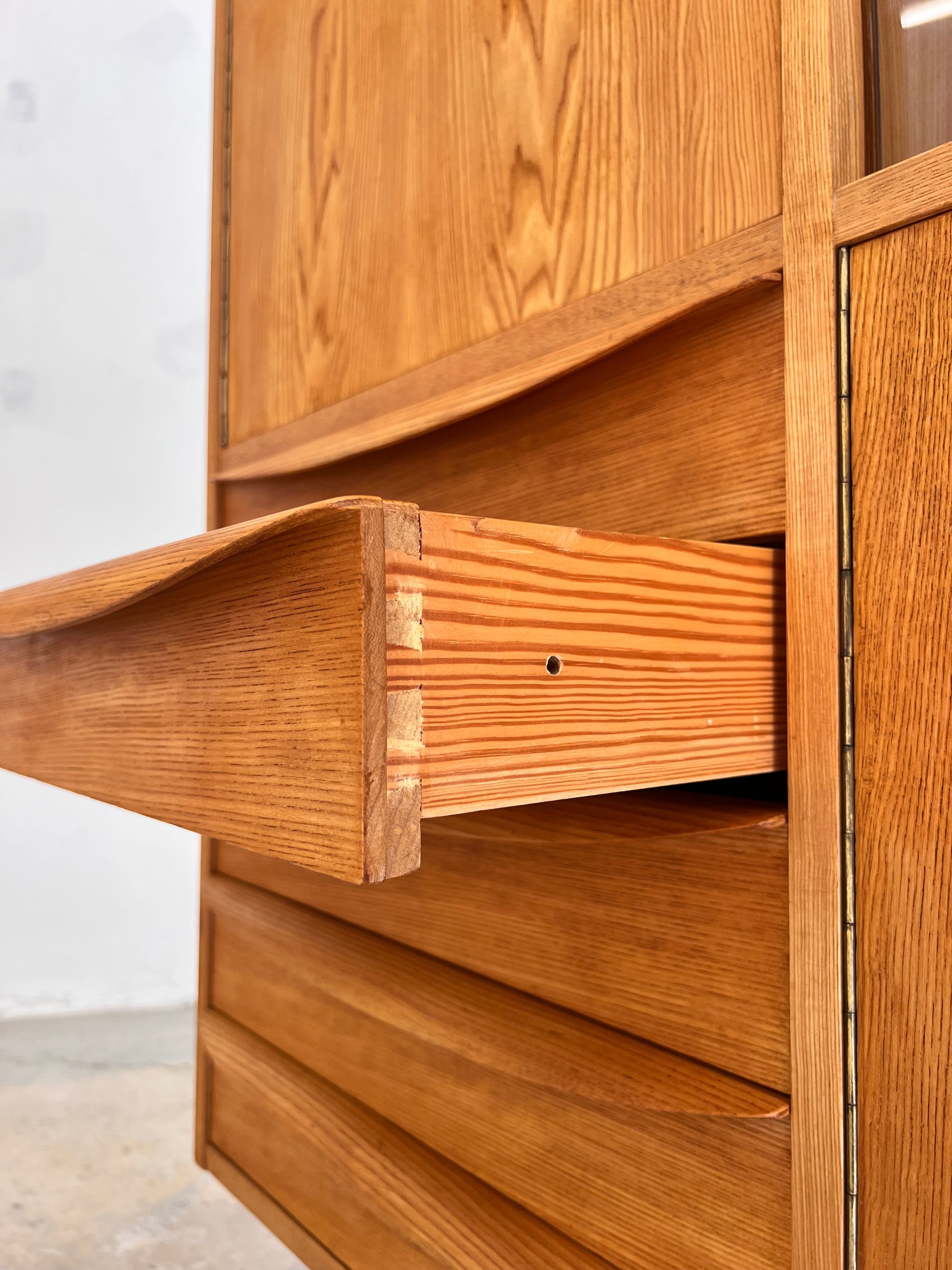 Highboard / Wohnzimmerschrank Typ 602/G Esche von Hellerau aus 1959
