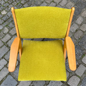Sessel Z grün neu gepolstert