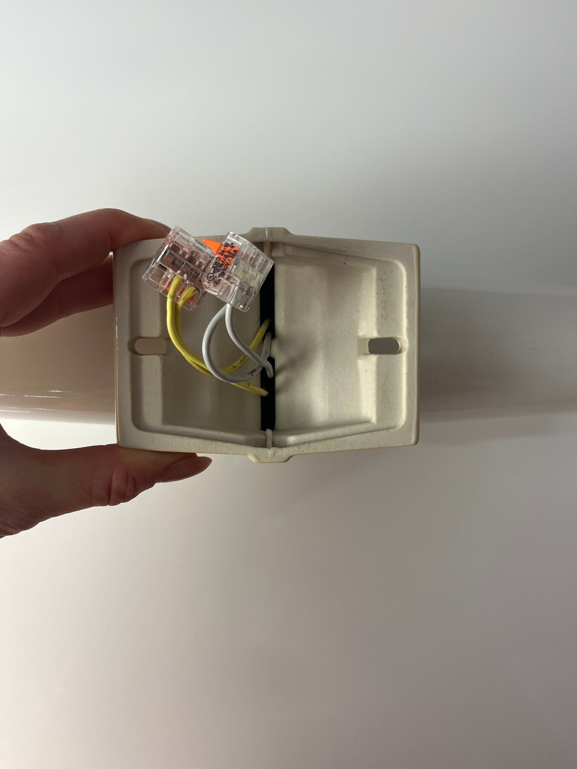 Wandlampe Modell 6060 creme von Sigvard Bernadotte für Ifö