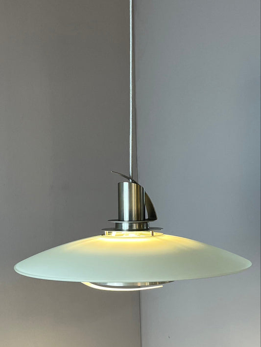 Hängelampe silber Milchglas