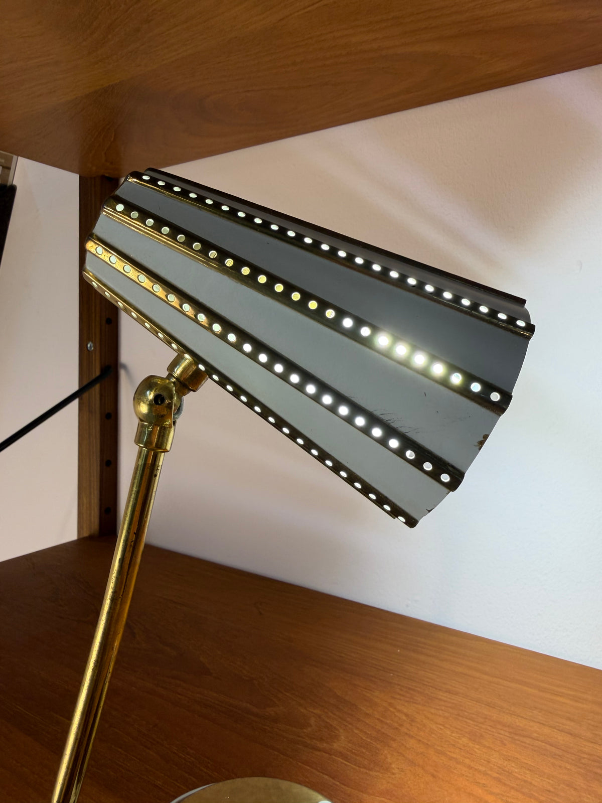 Tischlampe creme Messing von Robert Pfäffle