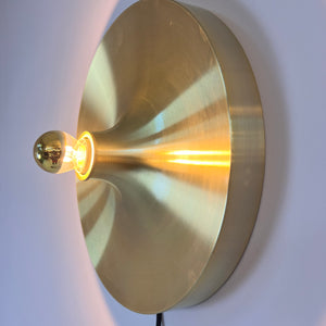 Wandlampe Diskus von STAFF