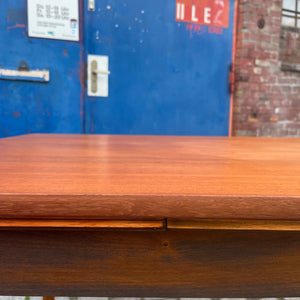 Esstisch Teak & Eiche ausziehbar aus Dänemark