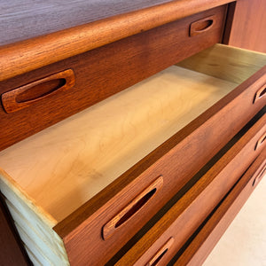 Sideboard Teak von H.P. Hansen