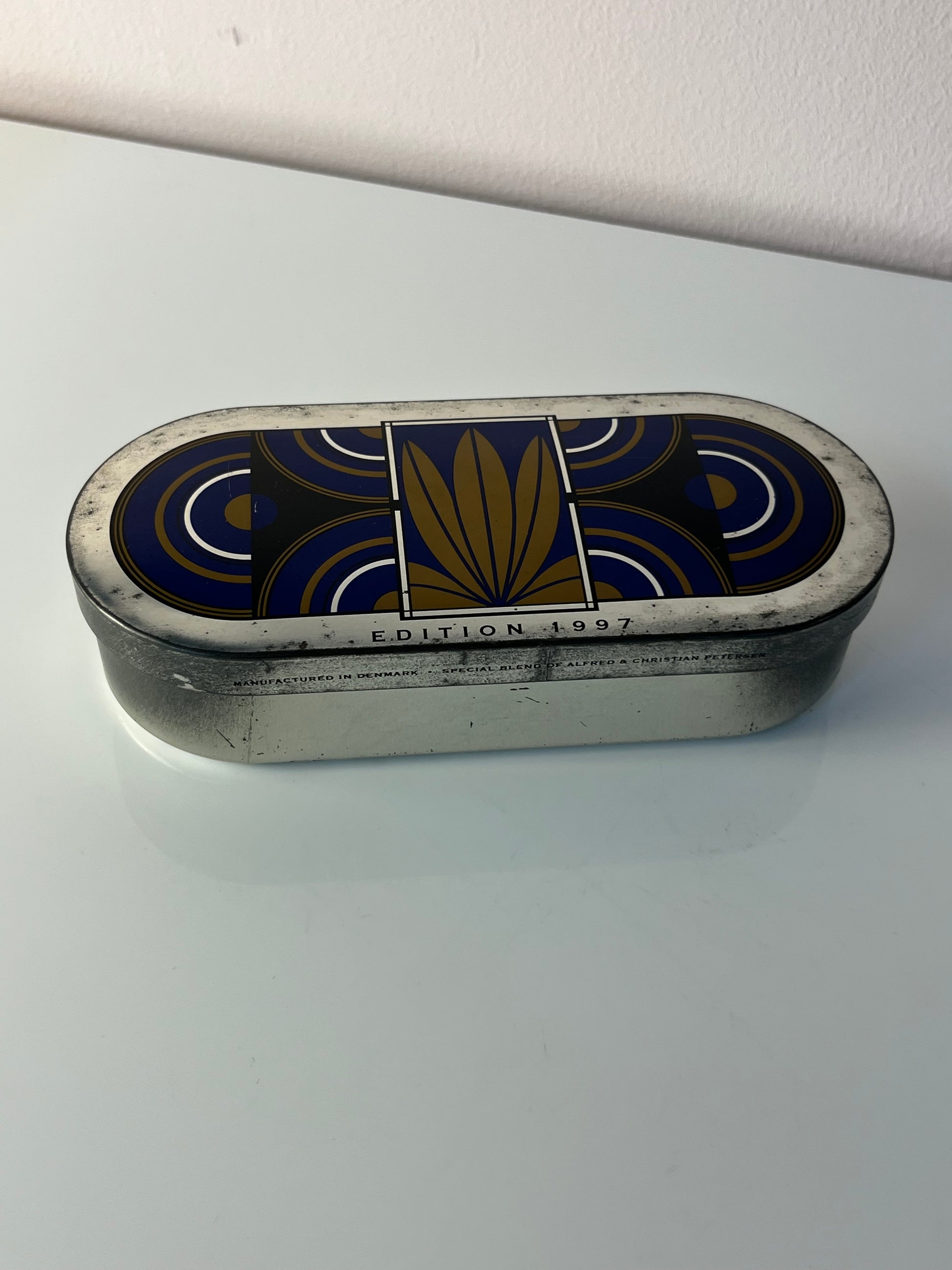 Tabak-Dose Edition 1997 schwarz blau Metall