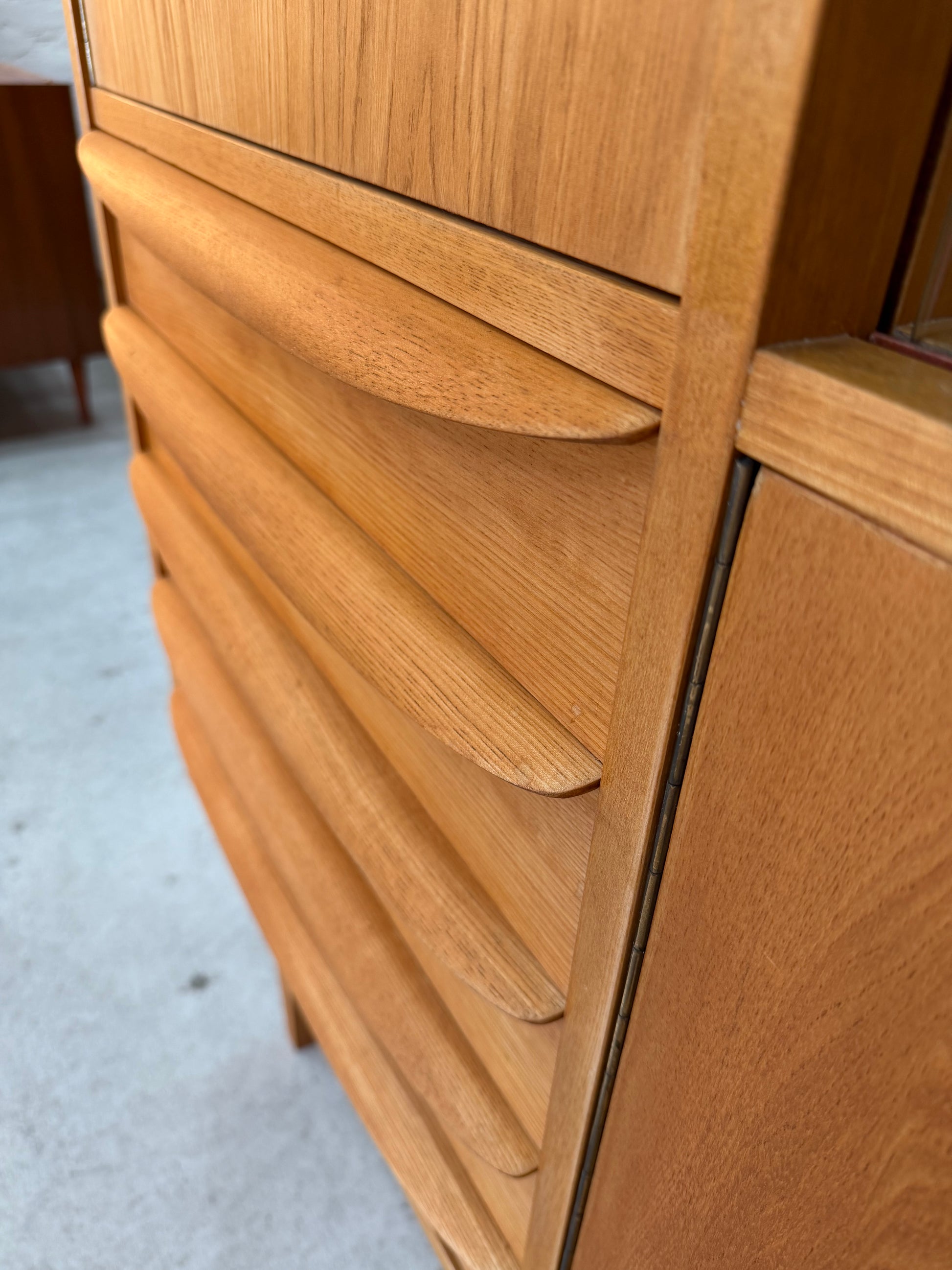 Highboard Typ 602/G Esche von Hellerau