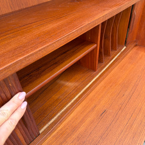 Bücherregal Teak mit Sekretär von Johannes Sorth für Nexø