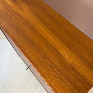 Schrank Teak mit Schloss & neuen Chromfüßen von Heinrich Riestenpatt