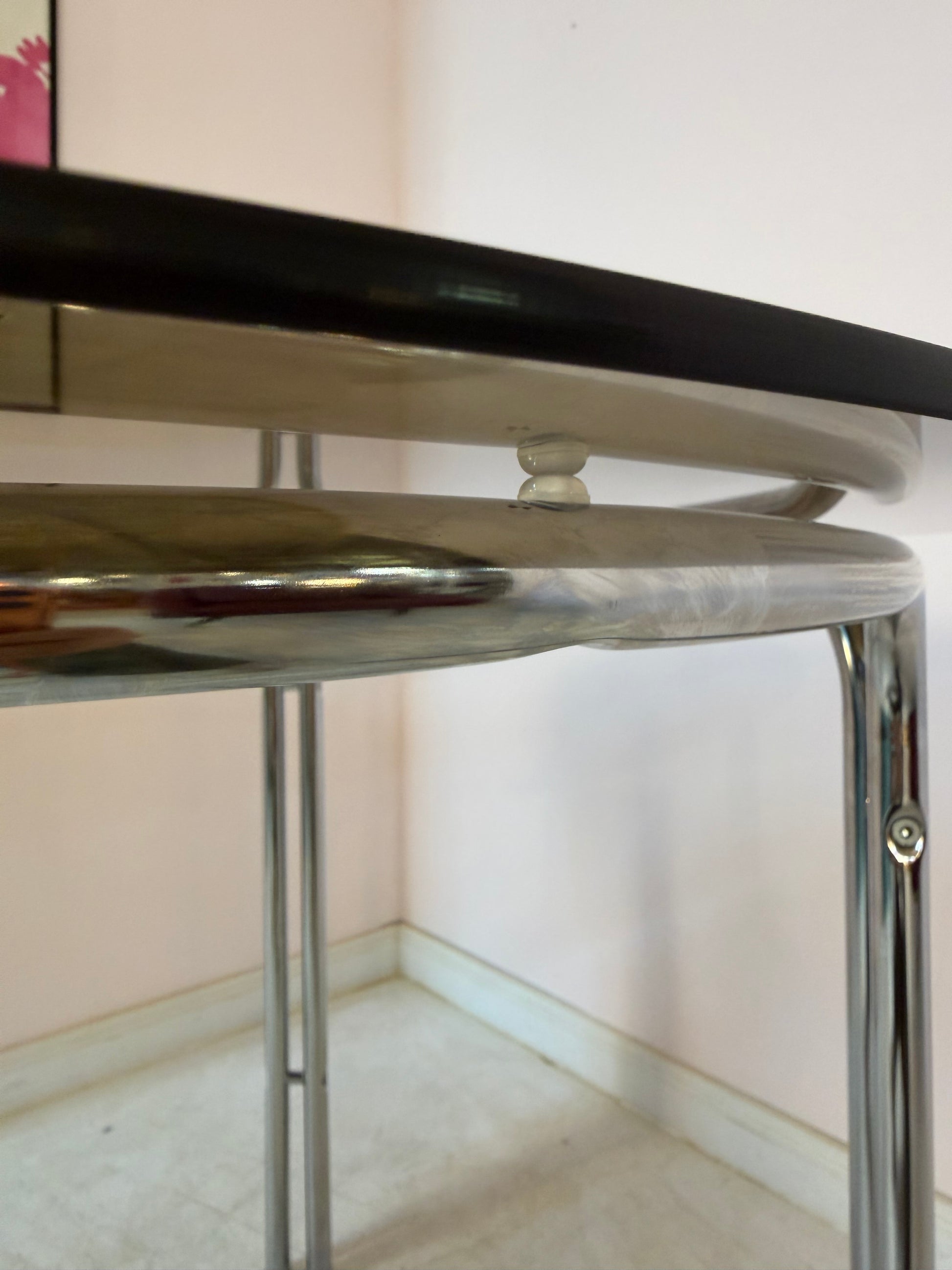 Esstisch Chrom und Rauchglas rund