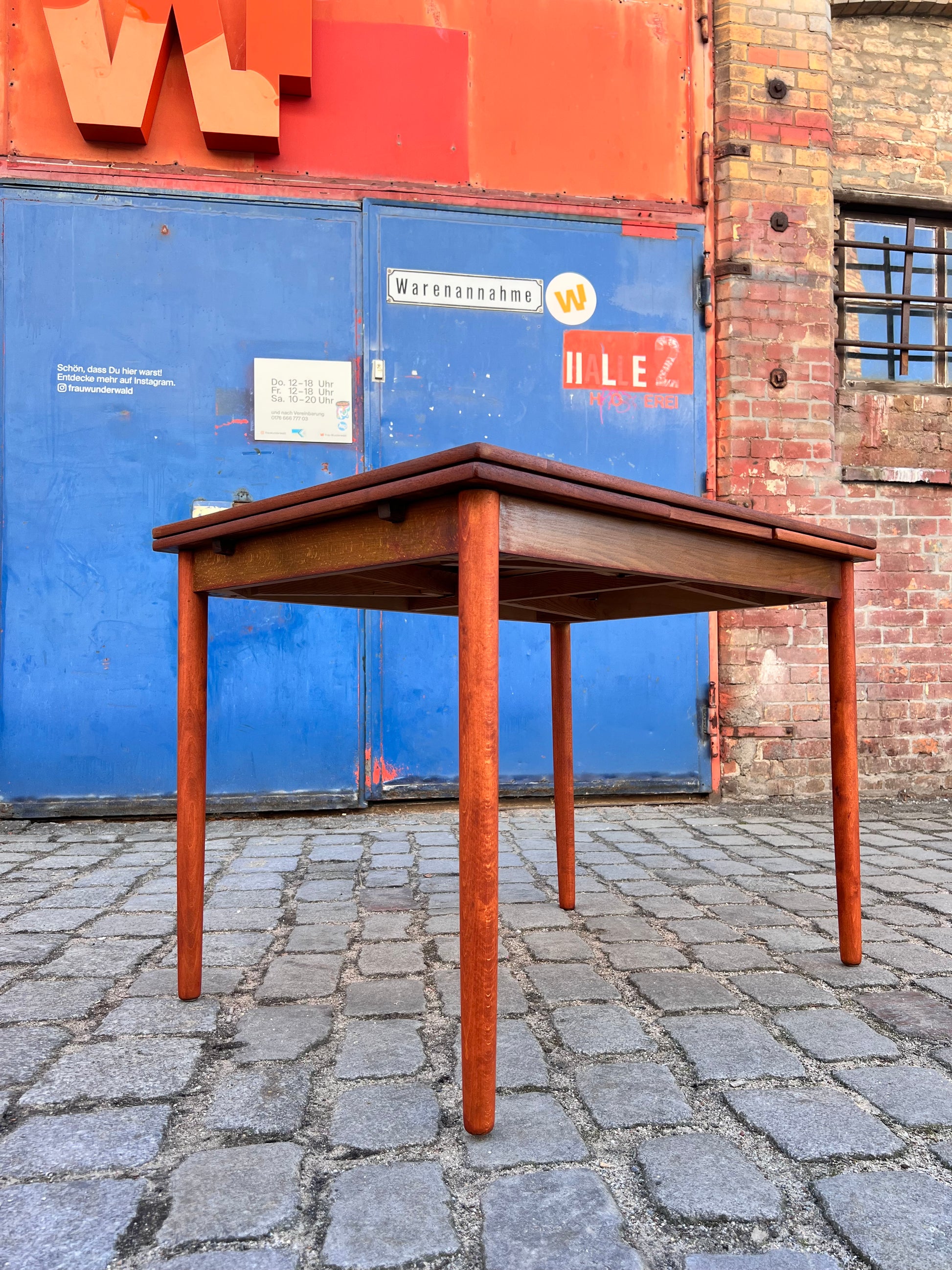 Kleiner ausziehbarer Esstisch Teak aus Dänemark