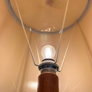 Stehlampe Teak mit Seidenschirm aus Dänemark