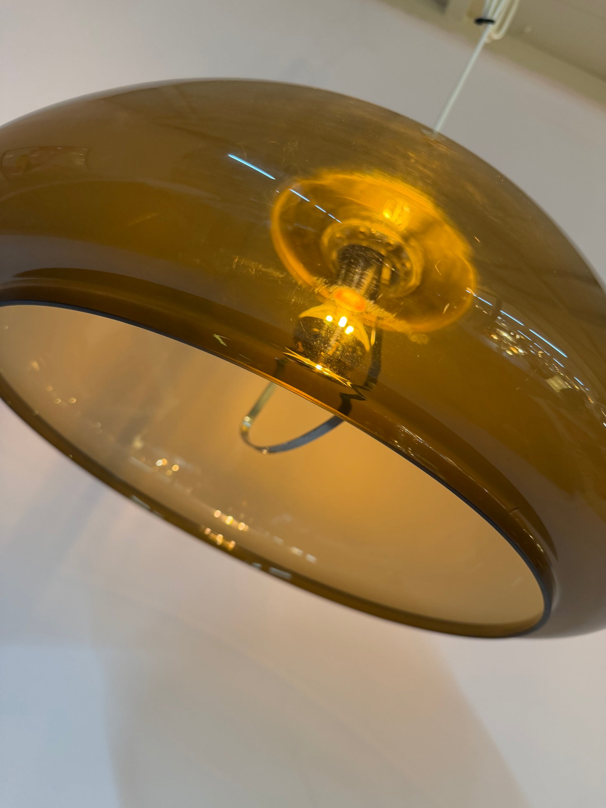 Hängelampe braun transparent Kunststoff