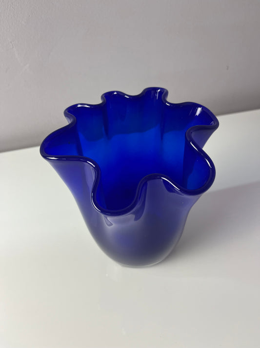 Schmale Vase Fazoletto blau Glas