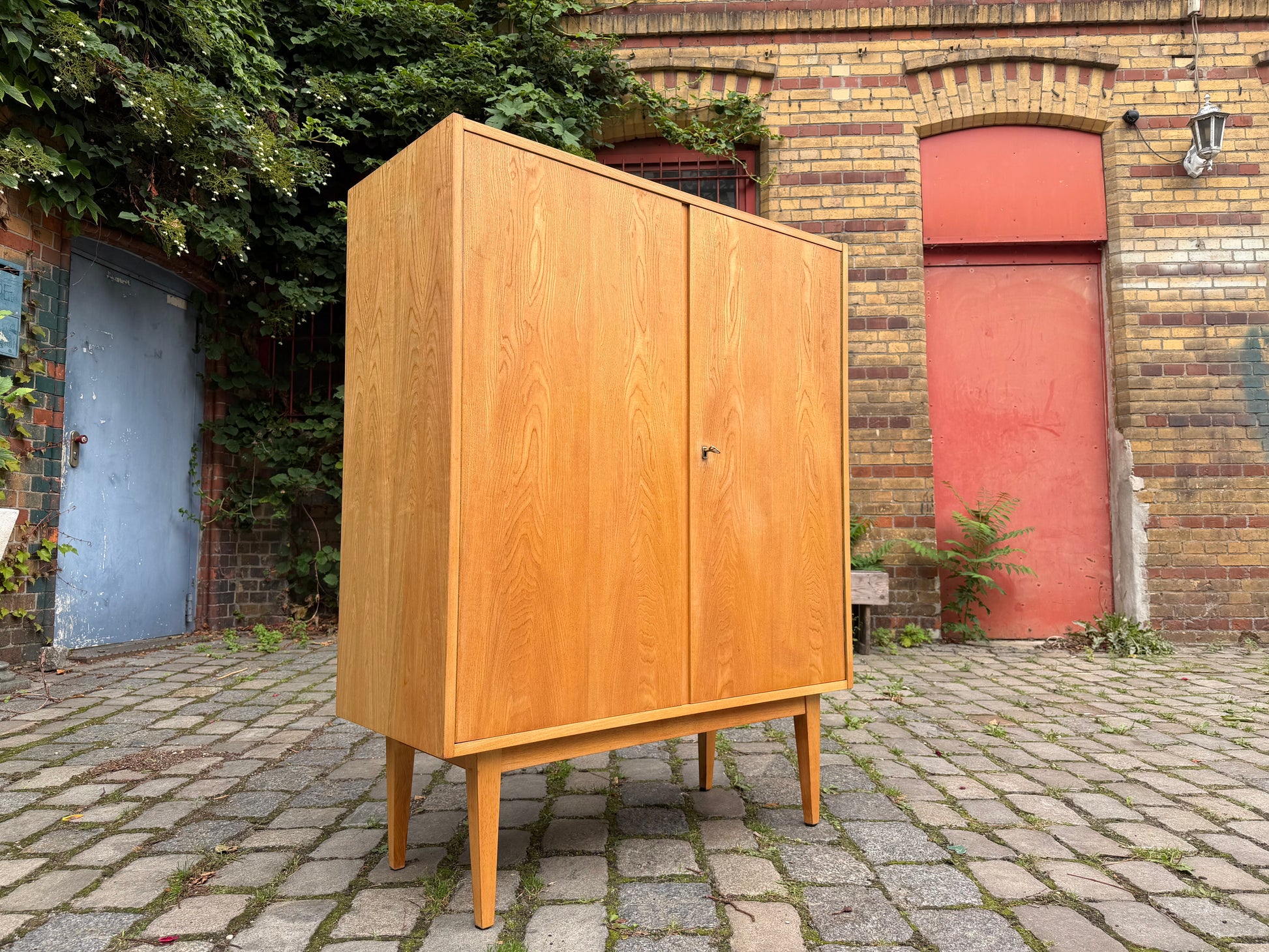 Schrank Typ 602/B Esche von Franz Ehrlich für Hellerau